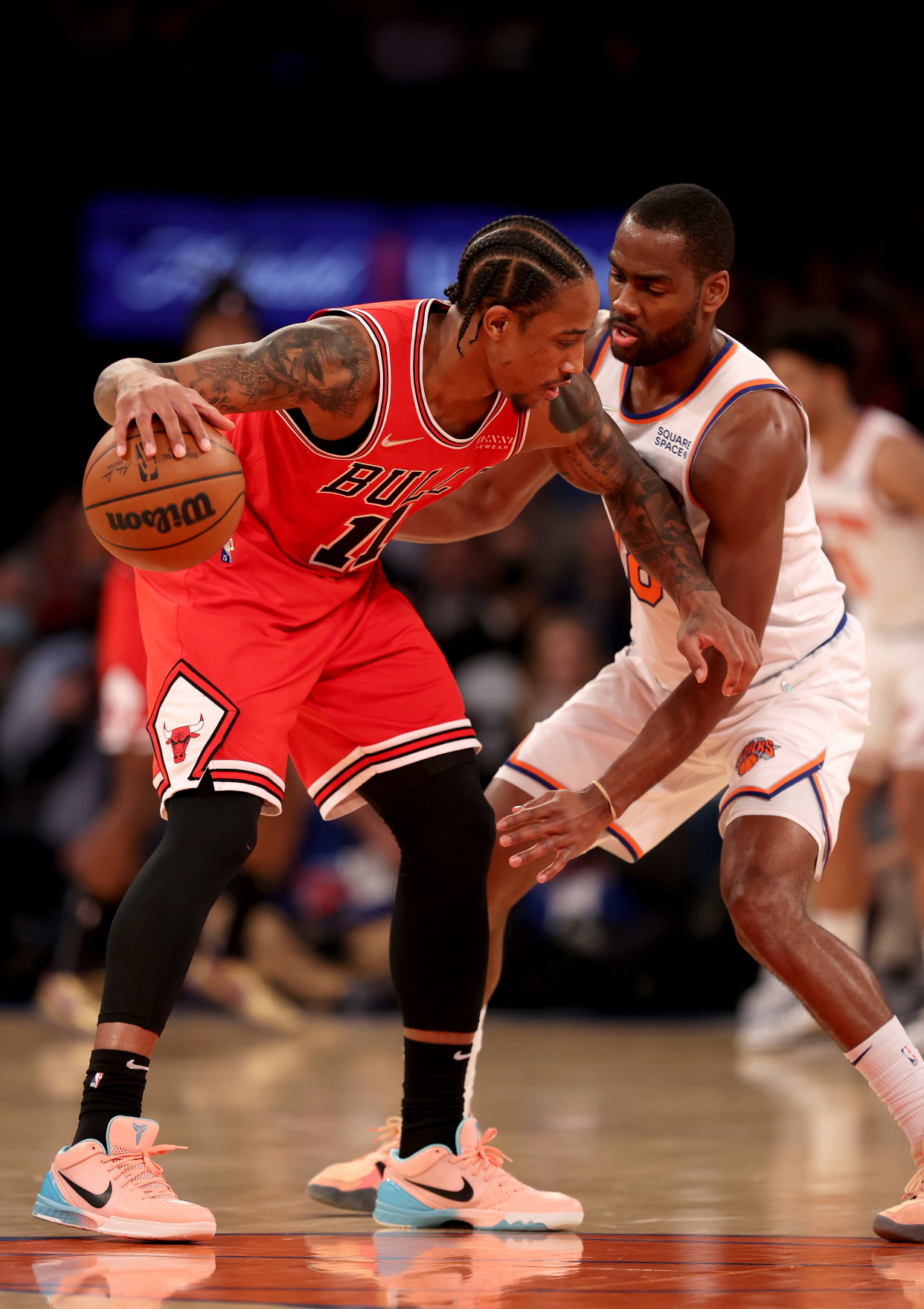 广东队力克篮网，德罗赞惊艳四座