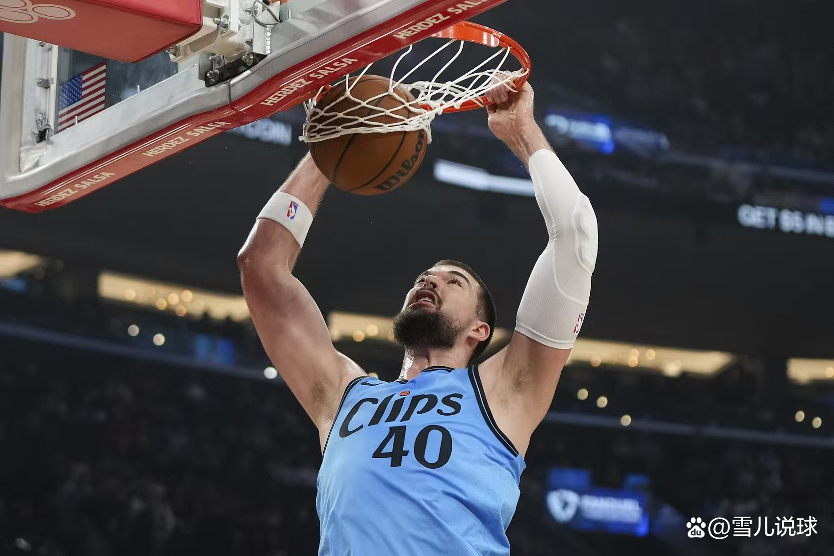 勇士碾压广东队，字母哥刷新纪录