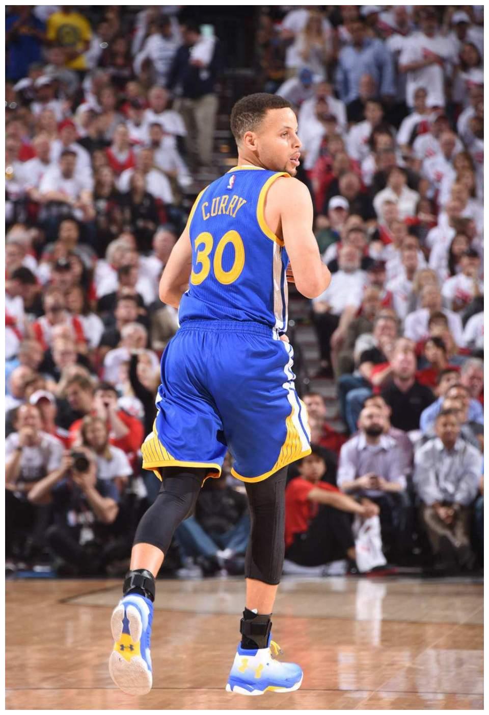 勇士碾压广东队，字母哥刷新纪录