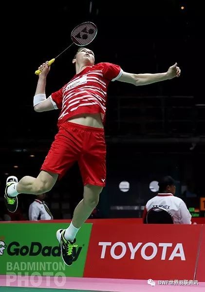 日本队轻取马来西亚队，安赛龙关键制胜