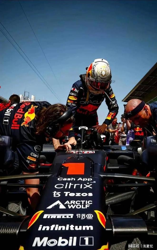 威廉姆斯横扫红牛车队，维斯塔潘点燃赛场