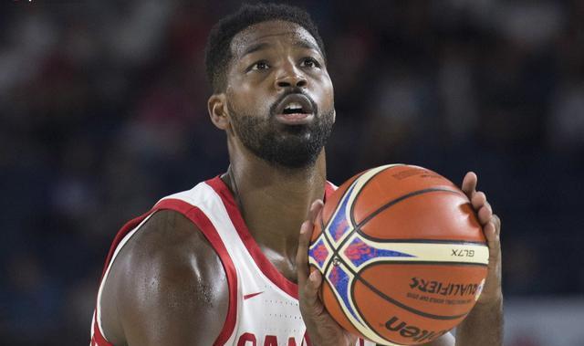 加拿大队加倍努力,夺取荣誉 加拿大队加倍努力,夺取荣誉