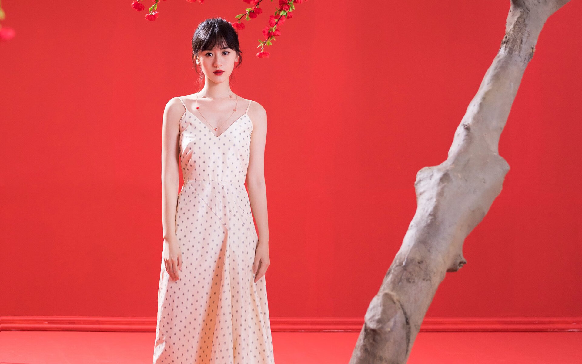 黑金幽灵，苏亚雷斯绝境亮剑，里昂险胜几内亚的背后玄机