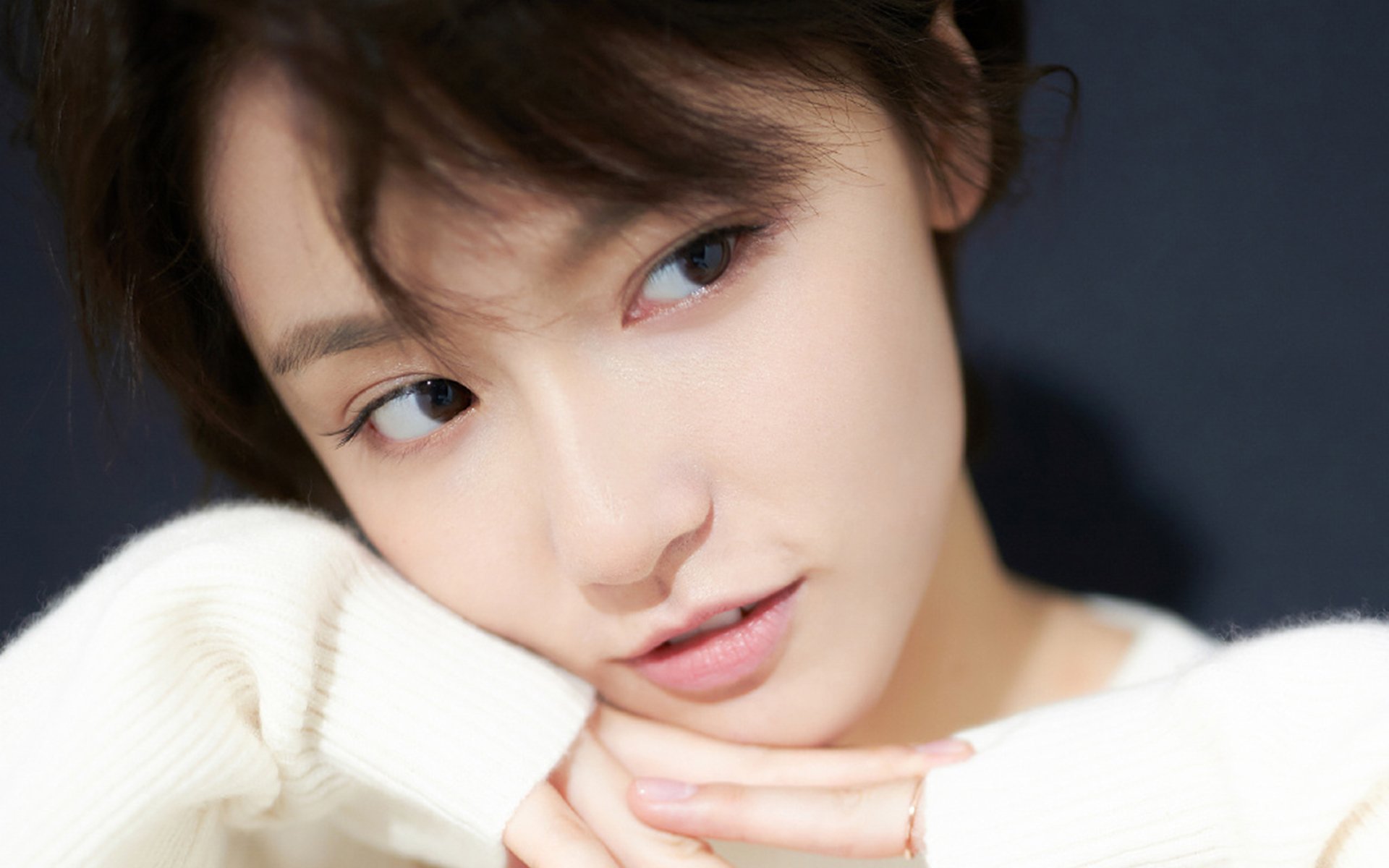 塞维利亚主场狂胜智利，劳塔罗帽子戏法刷新多项纪录