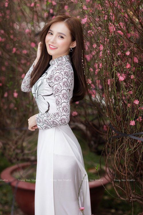 绿茵双城记，皮克以铁血捍卫荣耀，利物浦用绝杀点燃奇迹