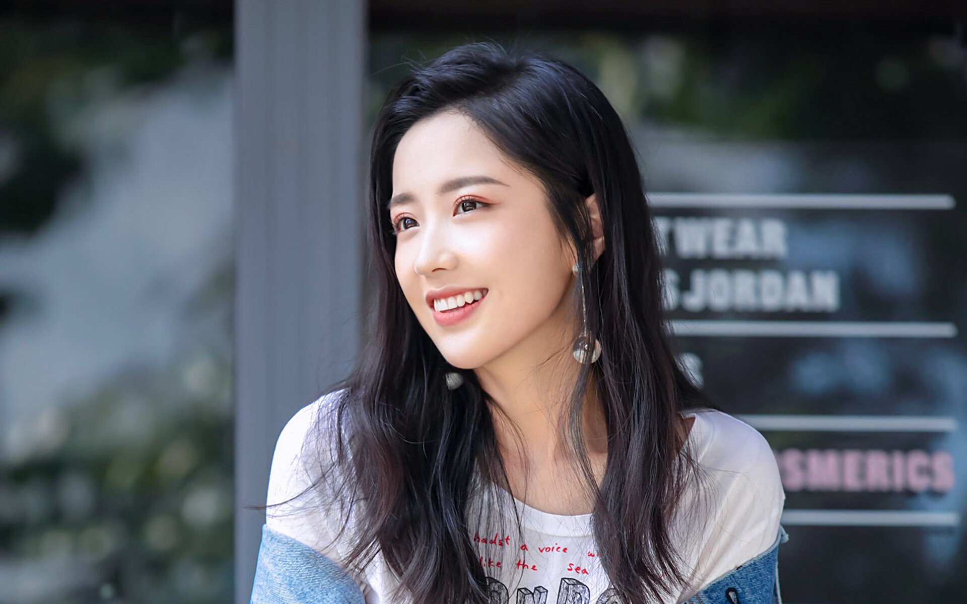 丝绸与鹰羽，世界杯逆转战中的上海心跳